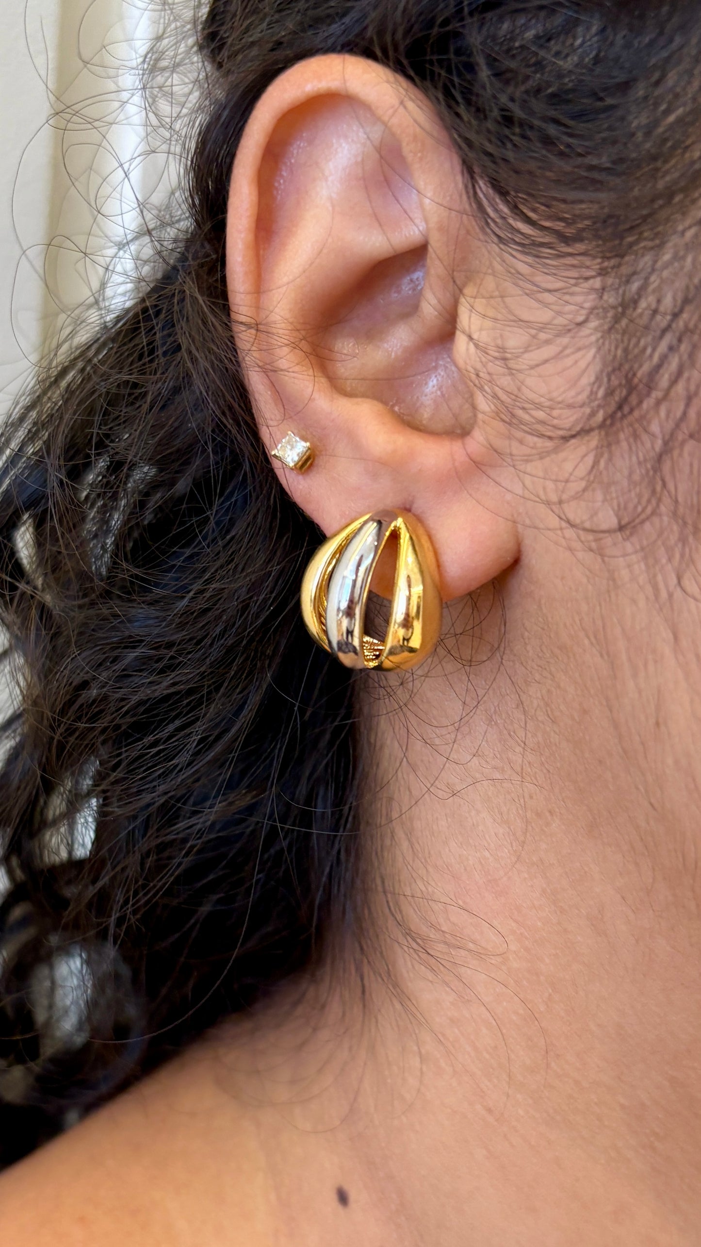 Dual tone coconut earrings