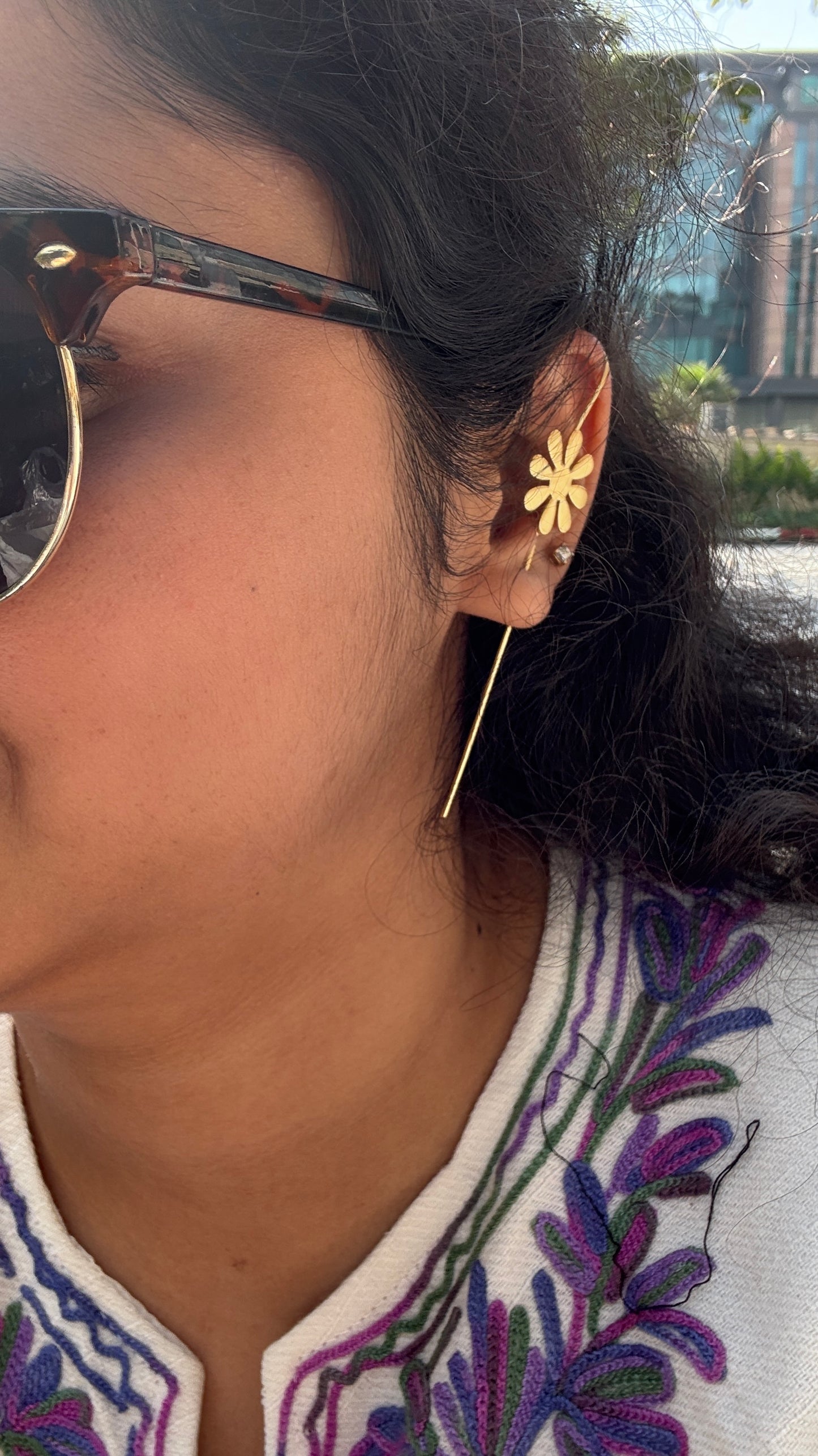 Flower Earpin