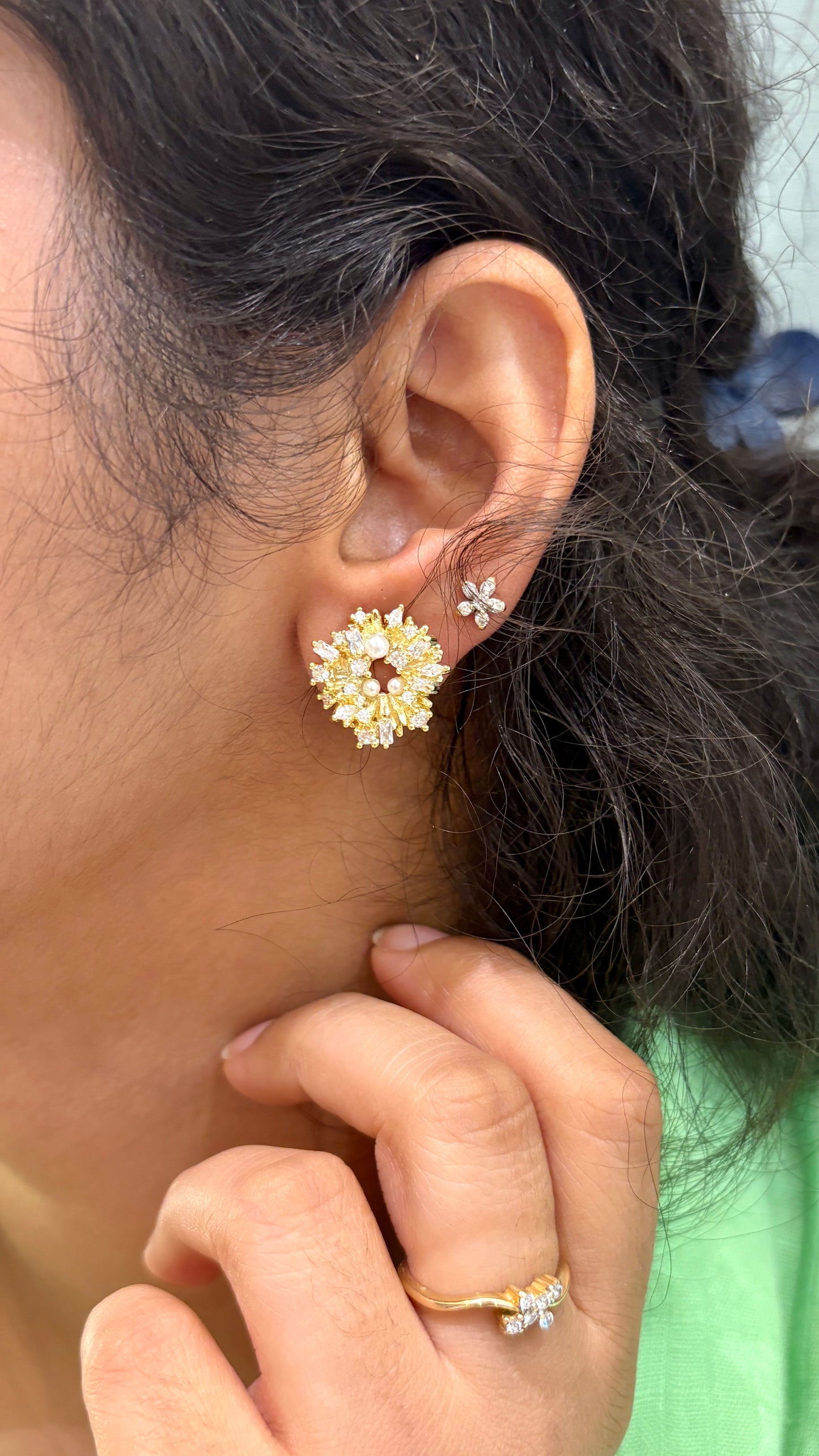 Stone and pearl setting studs
