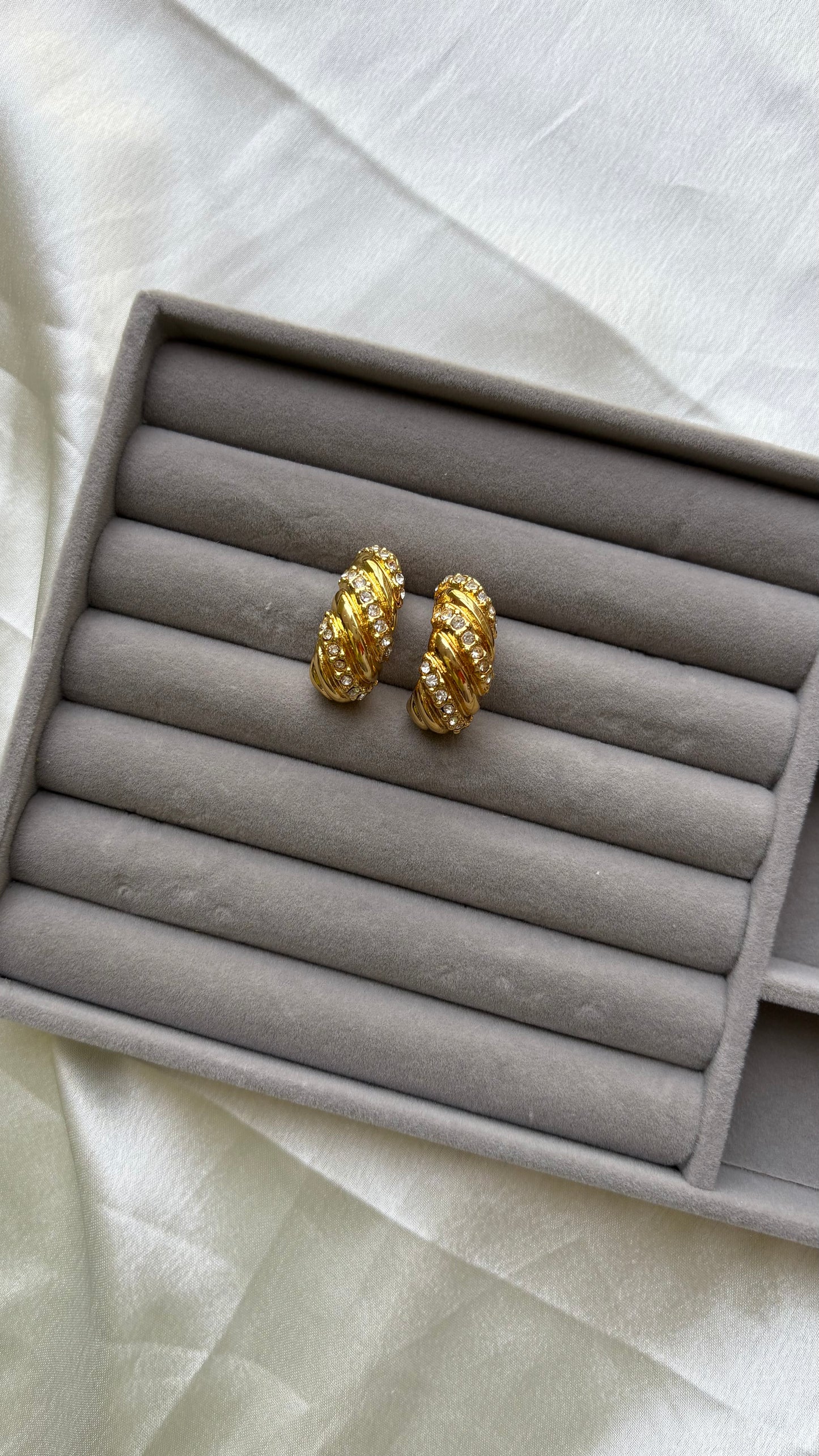 Drop Earrings with Diagonal Stones
