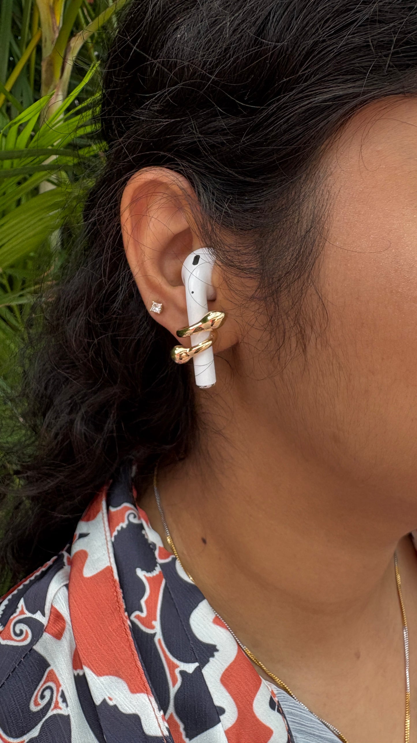 AirPod holder earings