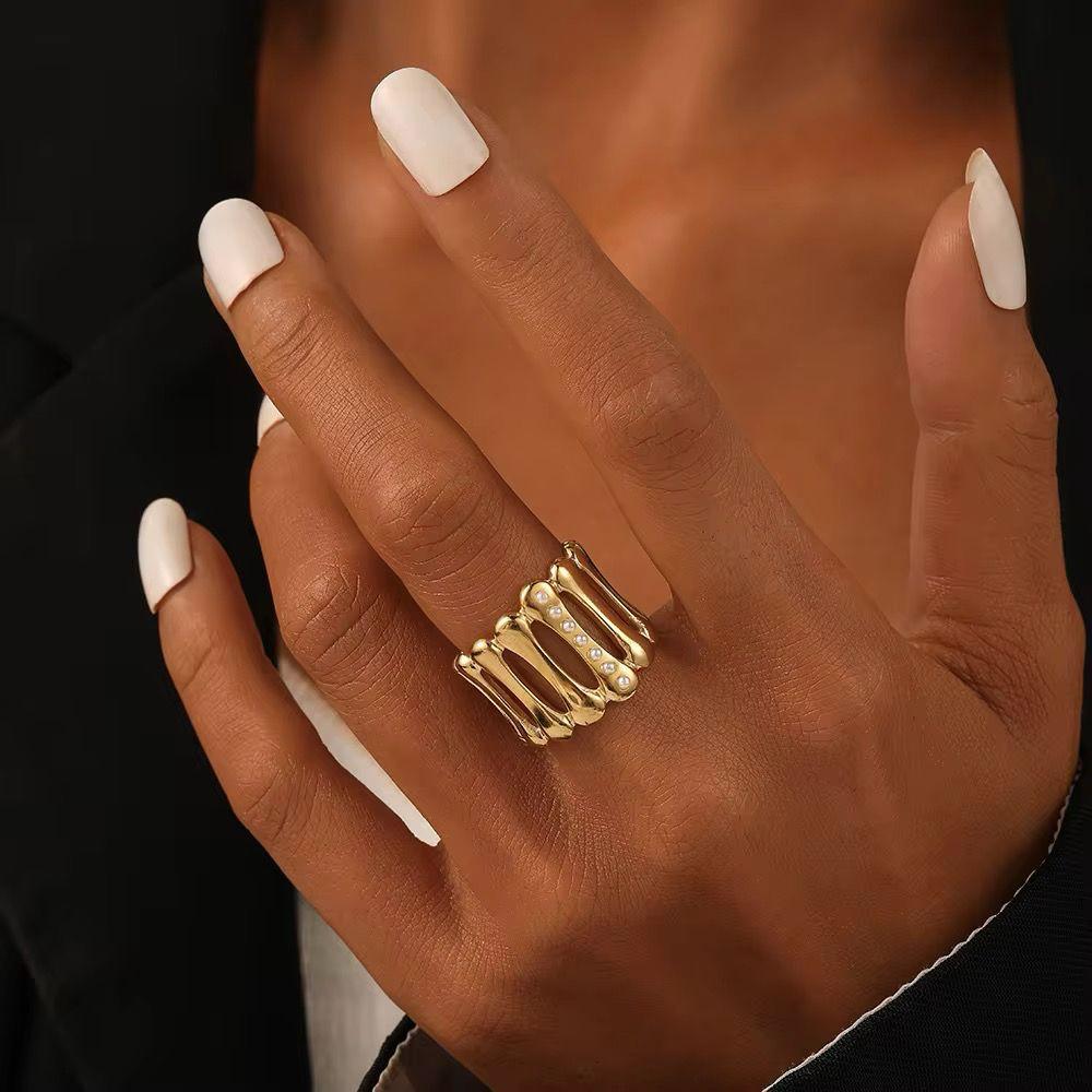 Zircon Stripe Adjustable Ring
