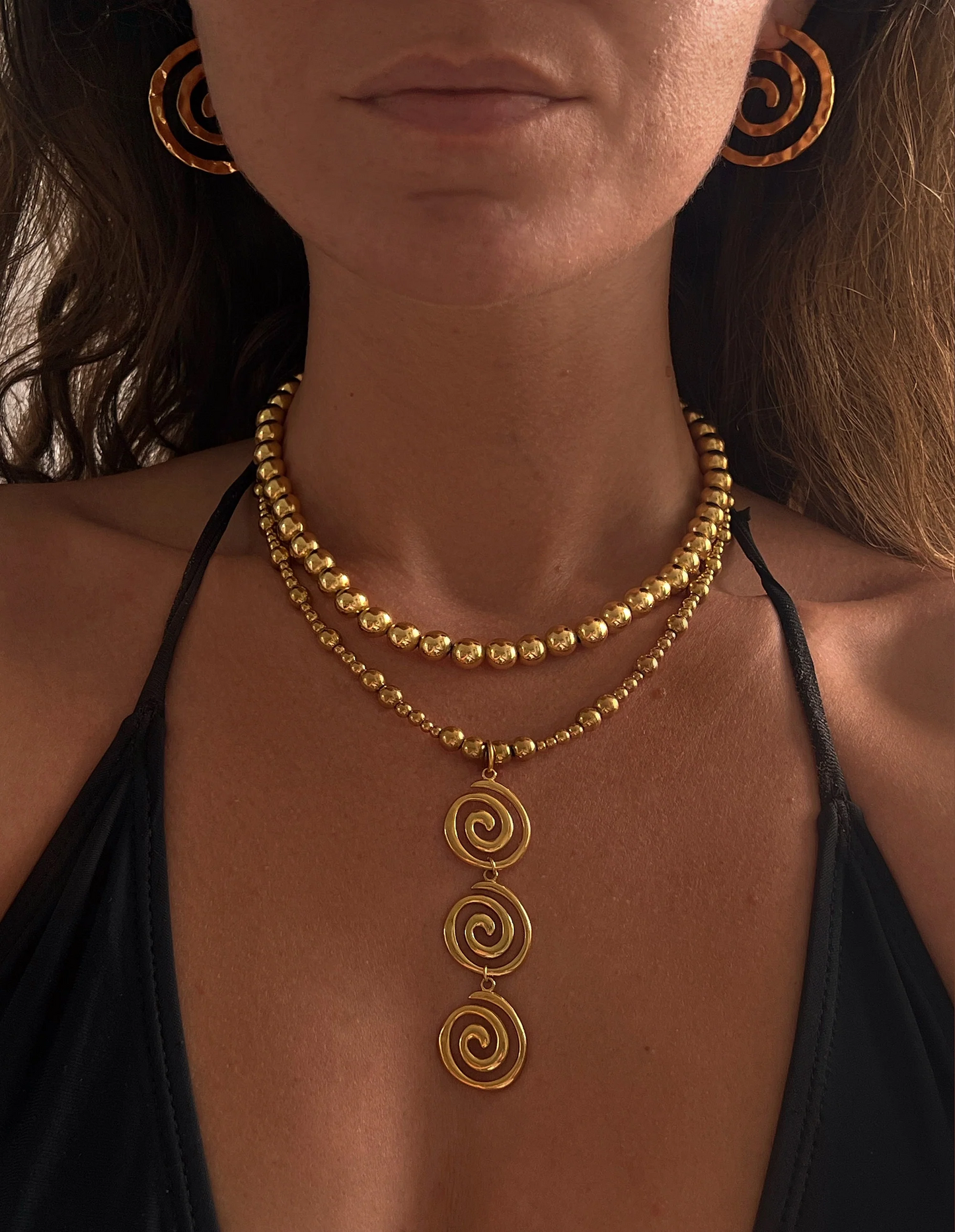 Swirls necklace