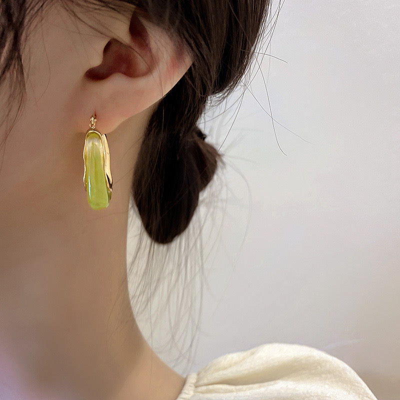 Resin - U shaped earings