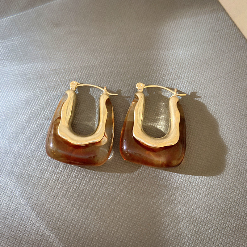 Resin - U shaped earings
