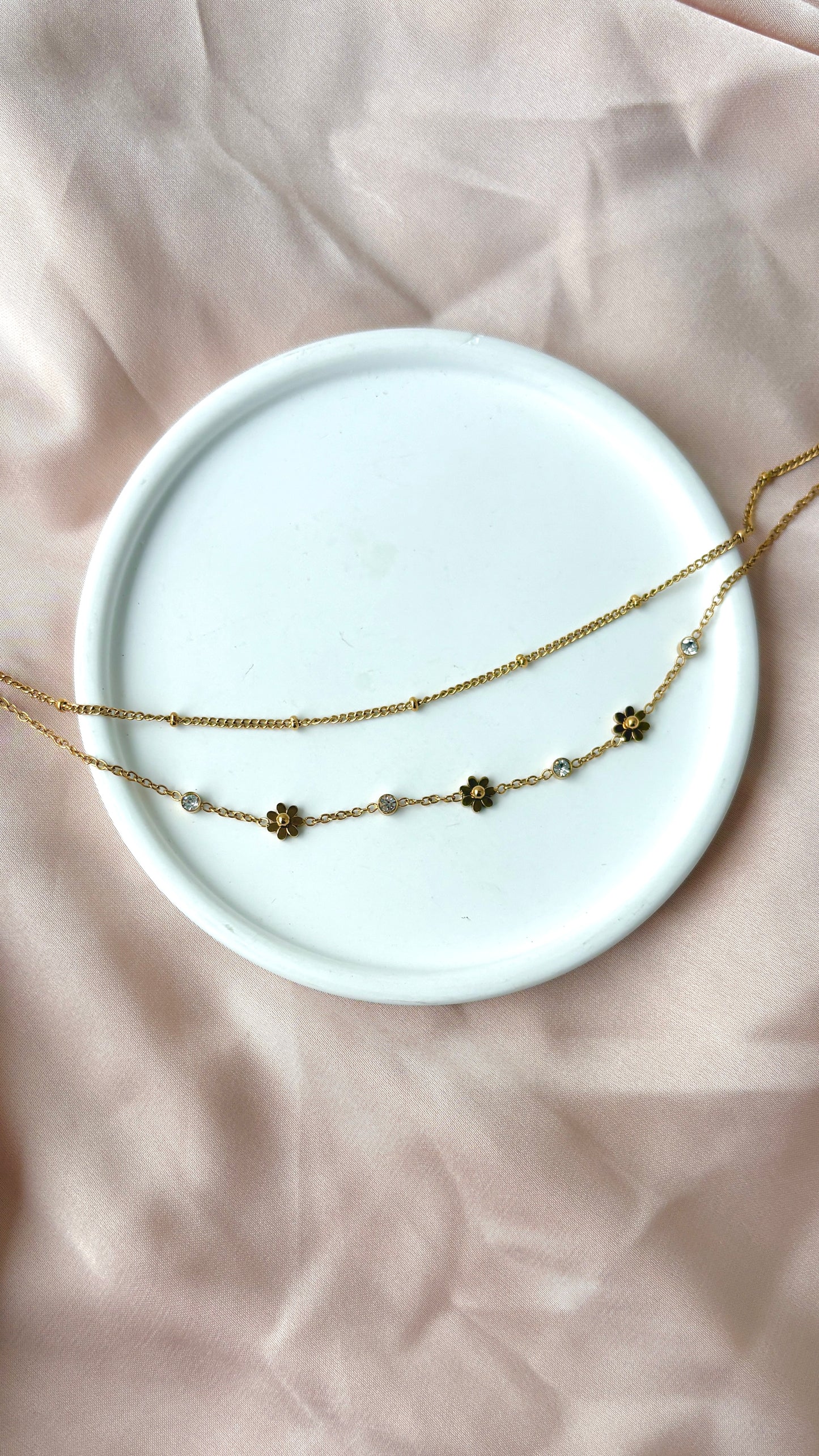 Flower and stone double layer bracelet