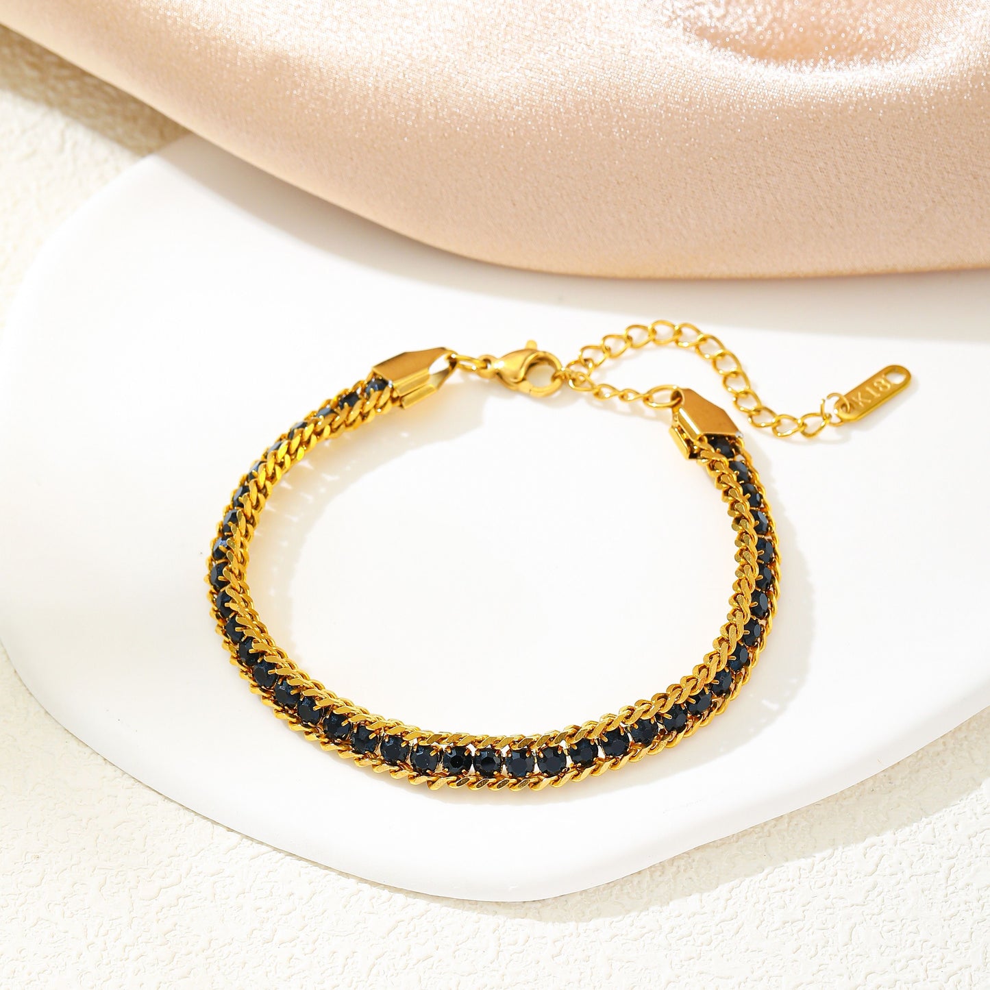 Tennis bracelet