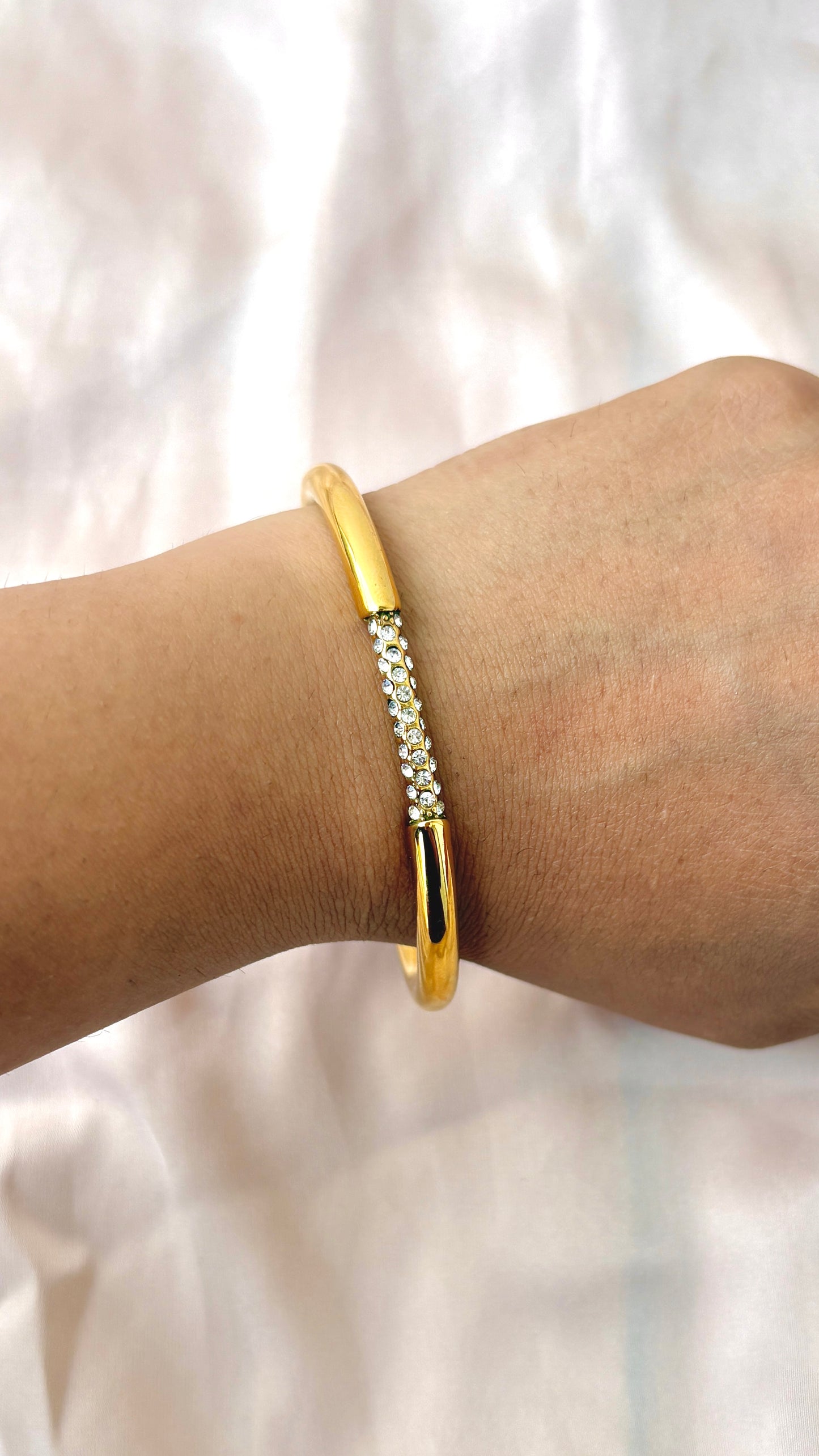 Half flute kada
