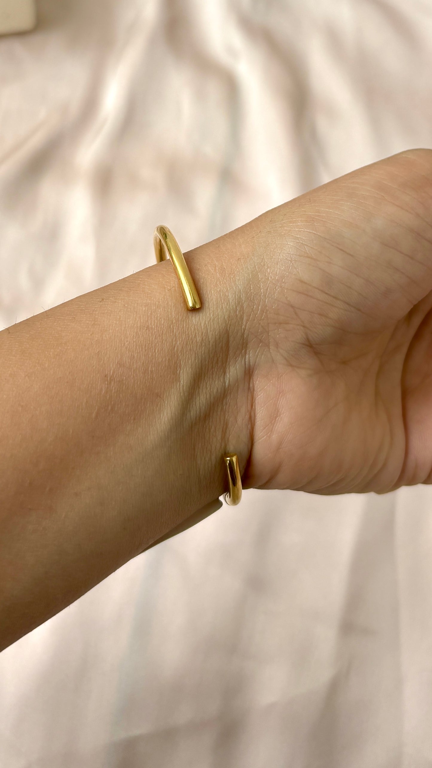Knotted cuff bracelet