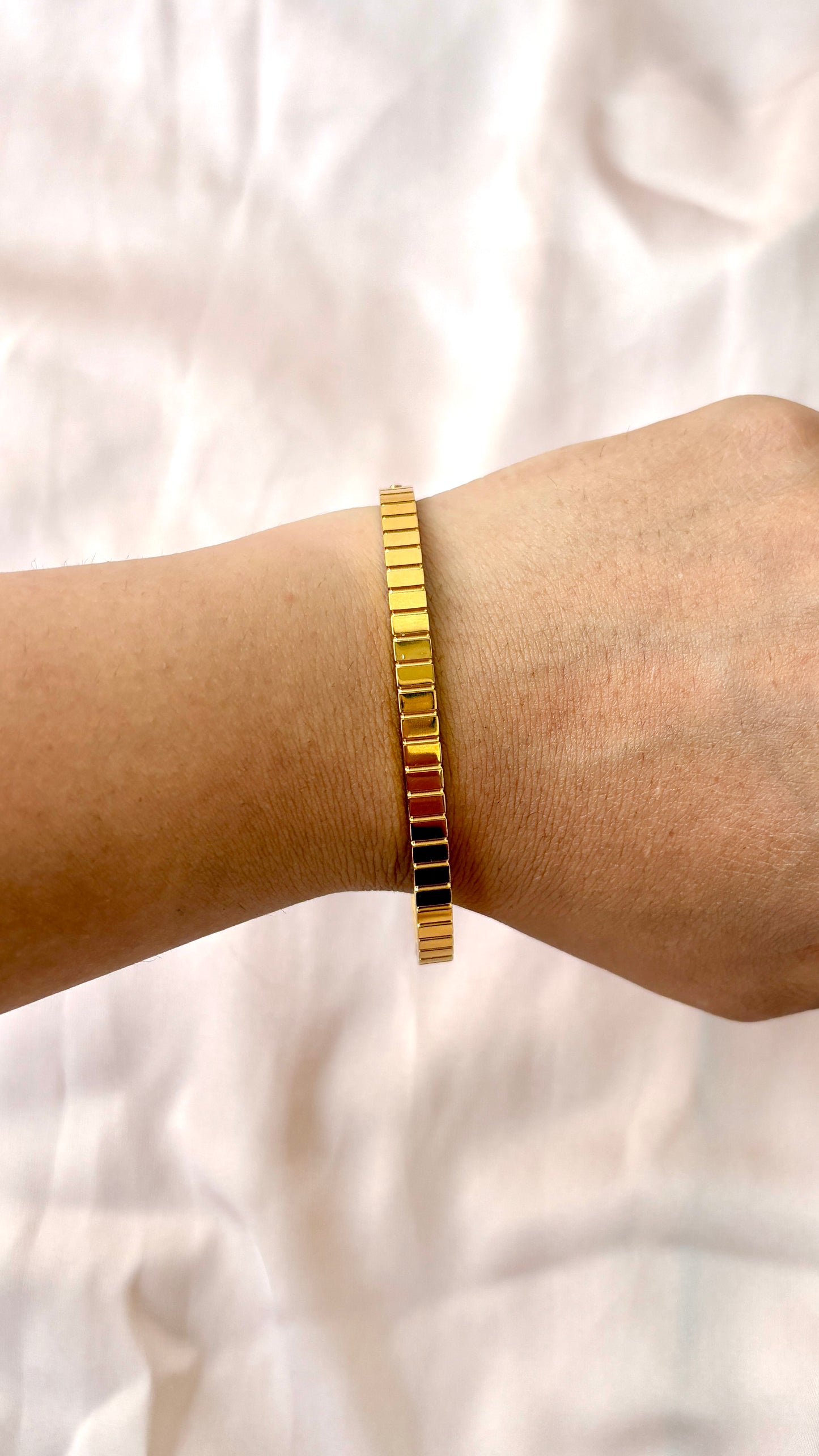Fence bracelet