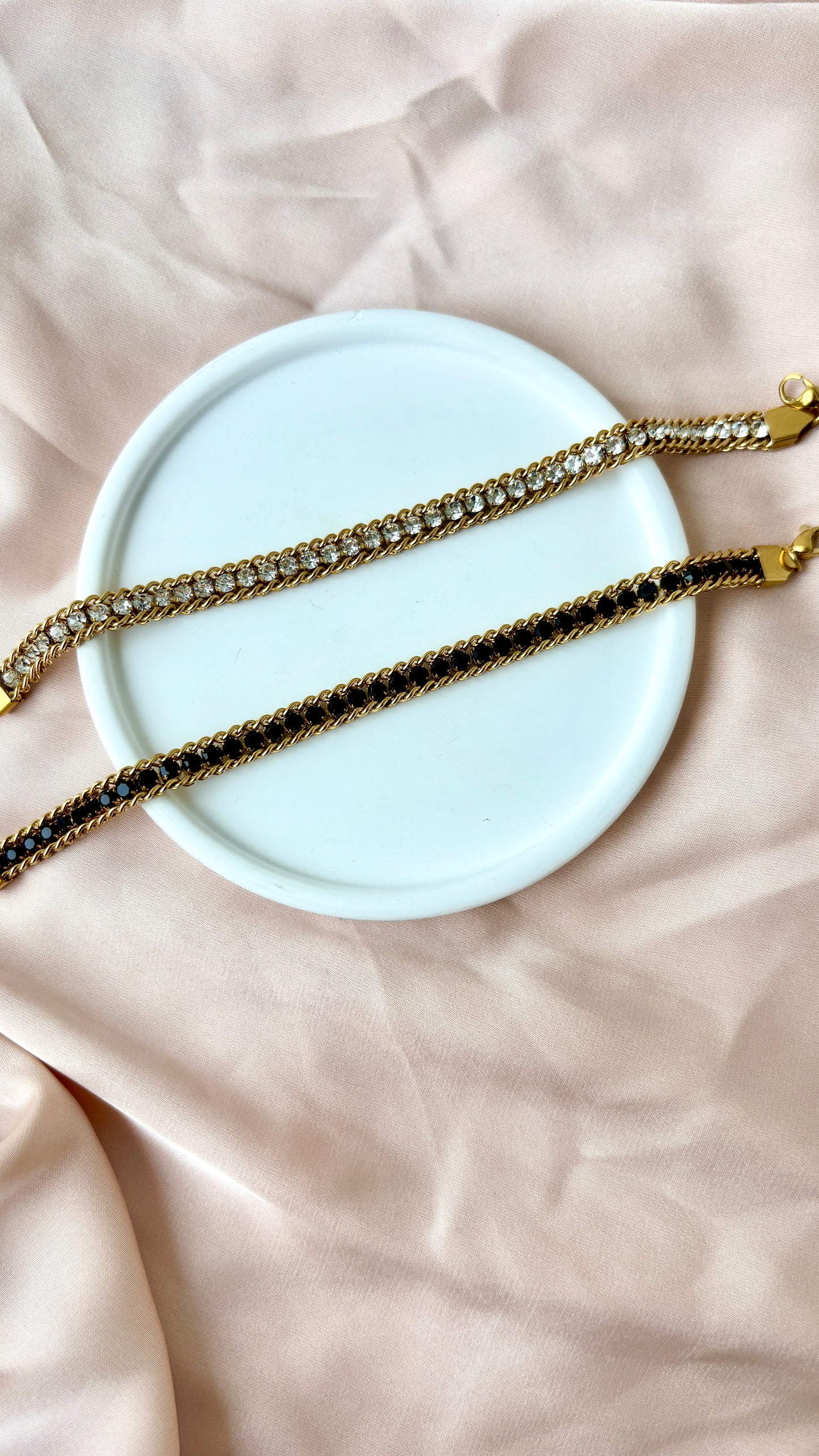 Tennis bracelet
