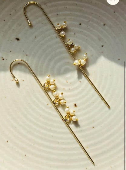 Pearl Earpin