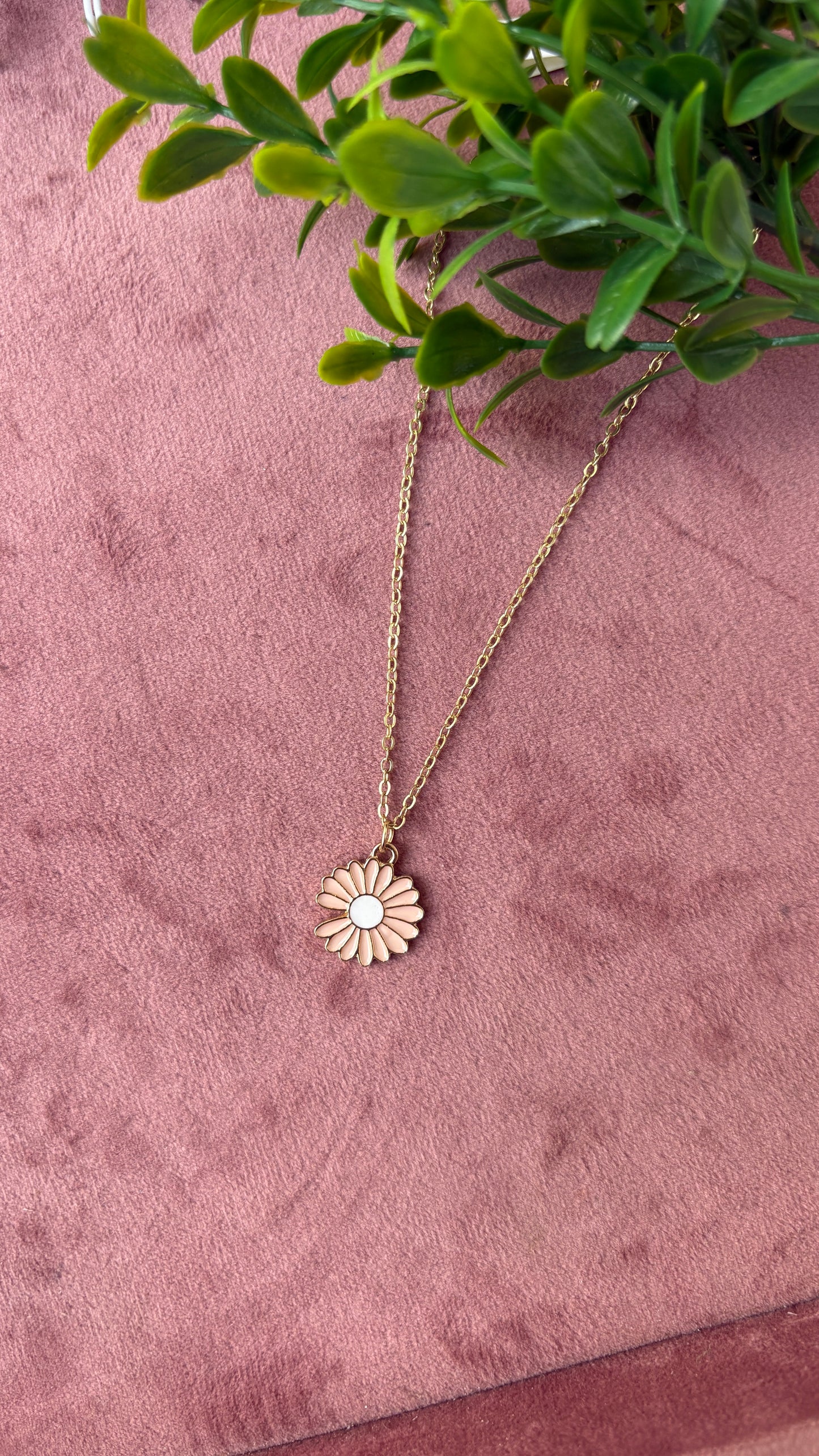 Pink Daisy Neckchain