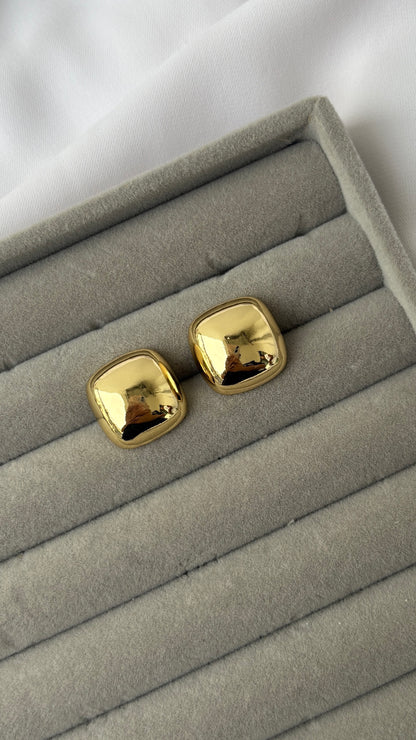 Square dome studs