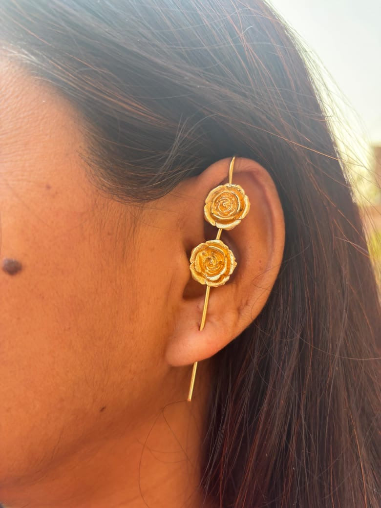 Double Rose Earpin