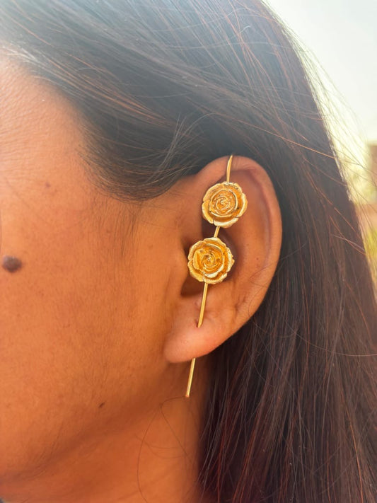 Double Rose Earpin