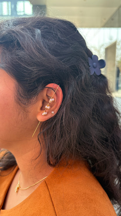 Pearl Earpin