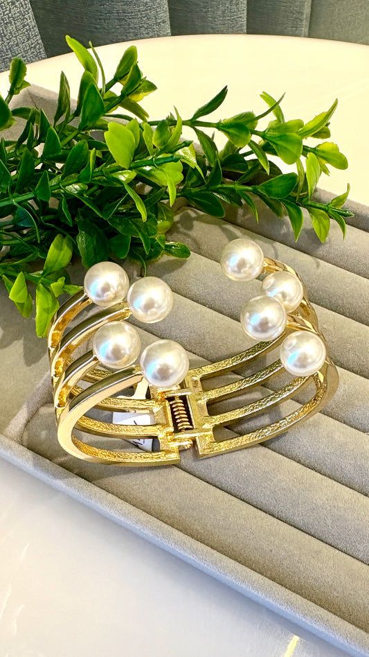 4 line Hug Me Chunky Bracelet