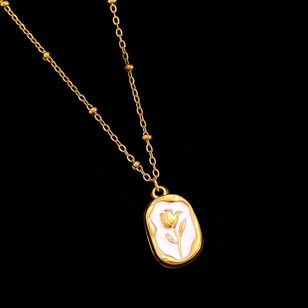 Rose necklace