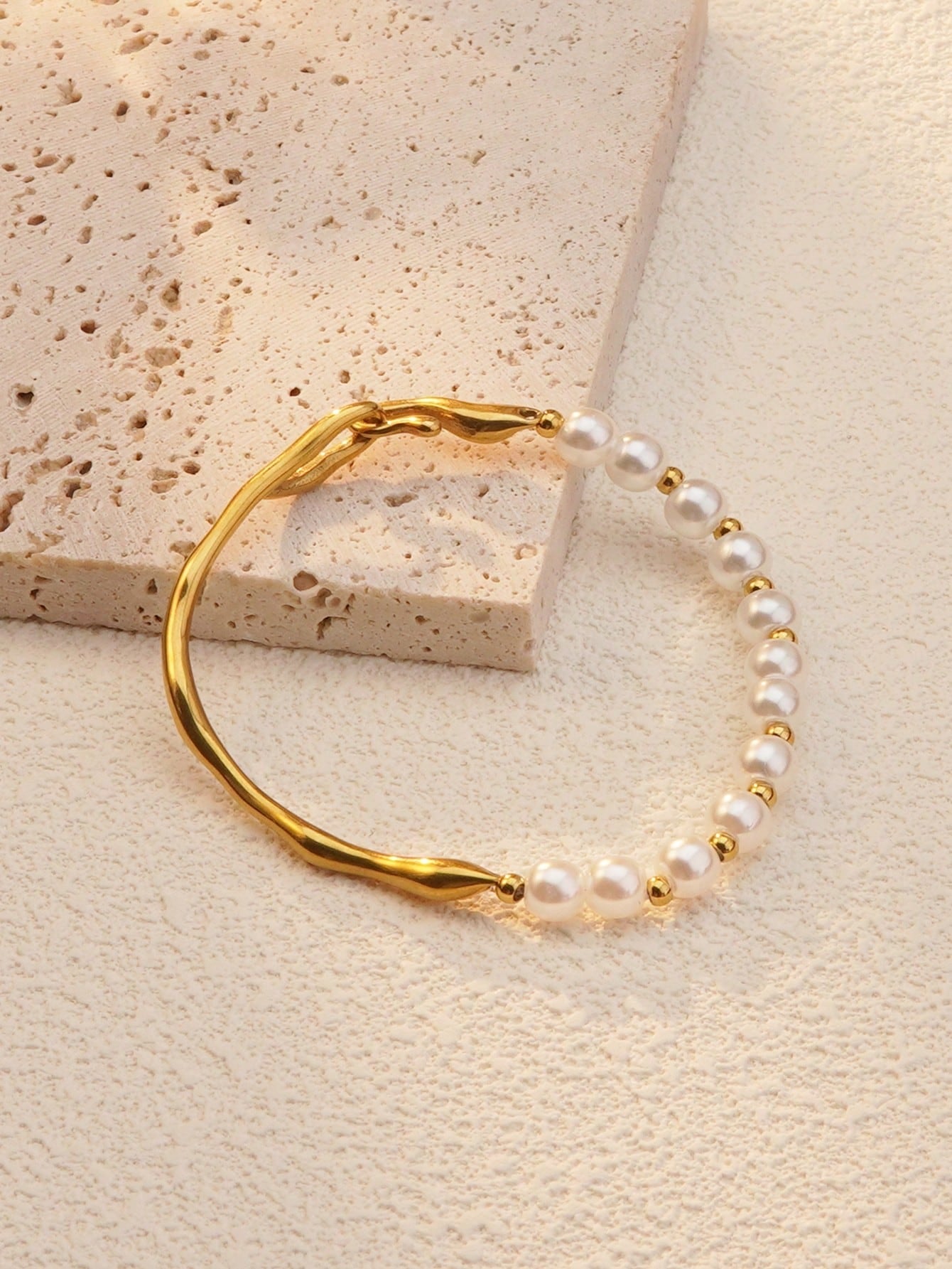Half pearl bracelet