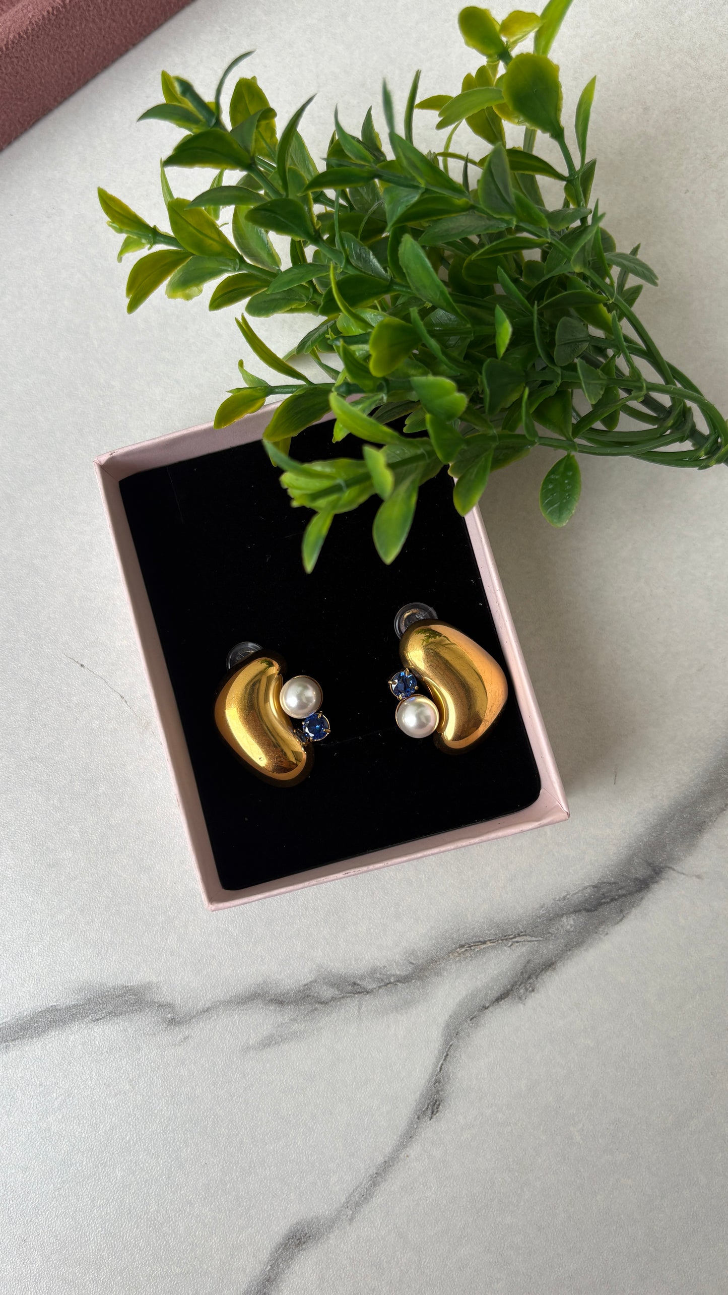 Cashew Earrings