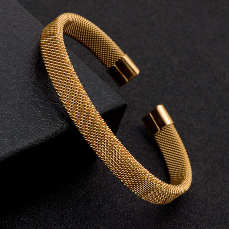 Unisex open adjustable bracelet