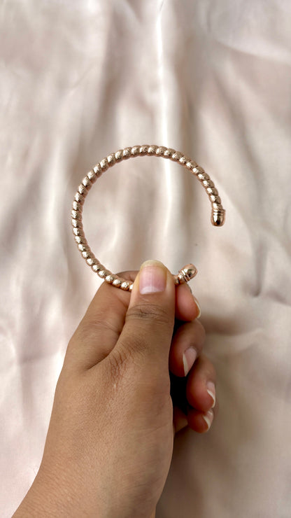 Wire bangles