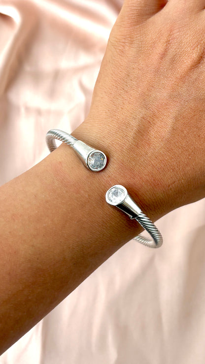Bulb Adjustable Bracelet
