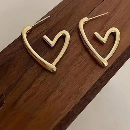 Outline Heart Earrings