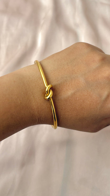 Knotted cuff bracelet