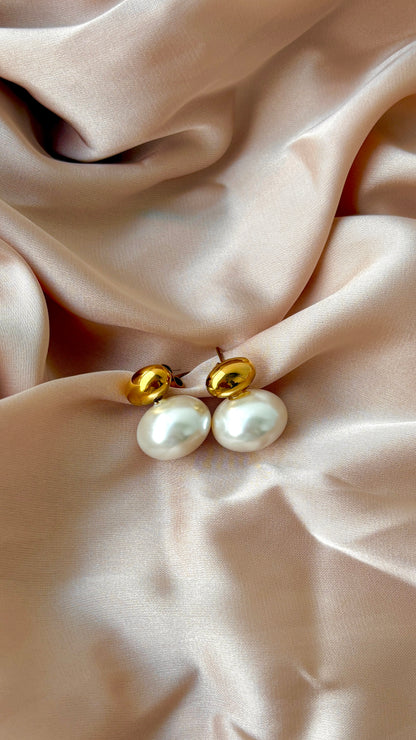 Small Golden Pearl Studs