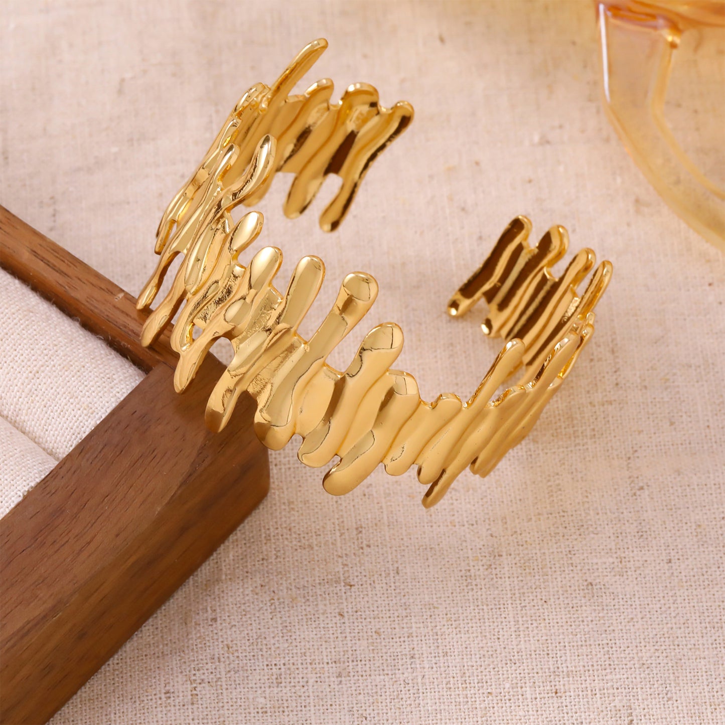 Irregular Chunky Bracelet