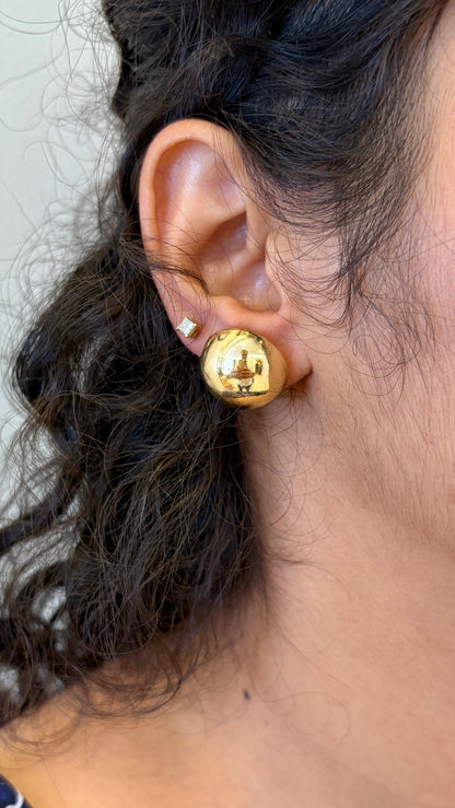 Square dome studs