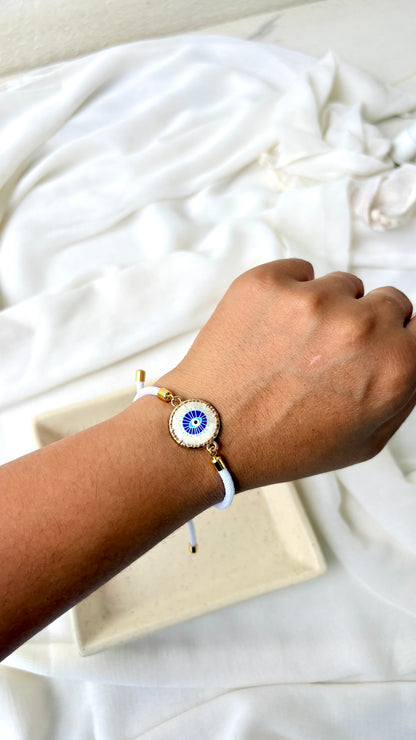 Nazar Rakhi - White Band