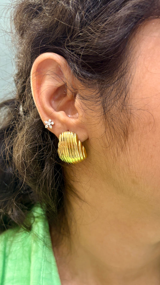 Shield line studs