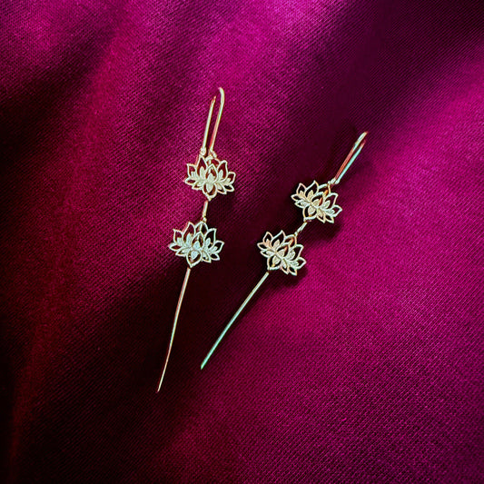 Double Lotus Earpin