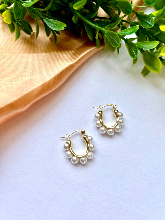 Everyday Golden Pearl Hoops